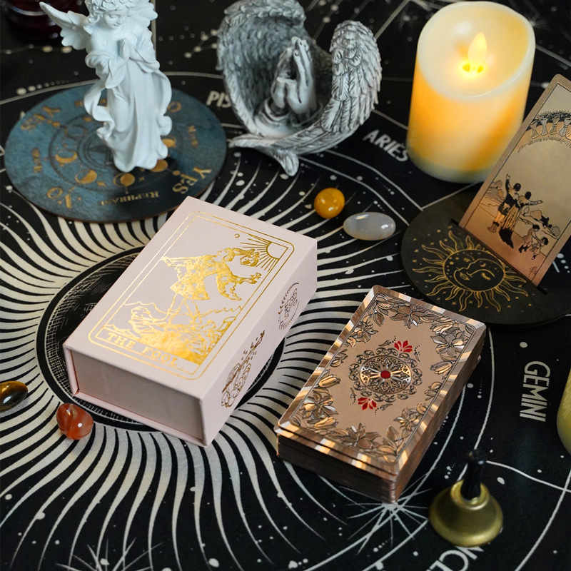 韦特塔罗牌全套正版卡片桌游烫金PVC防水塔罗卡牌游戏现货批发详情5