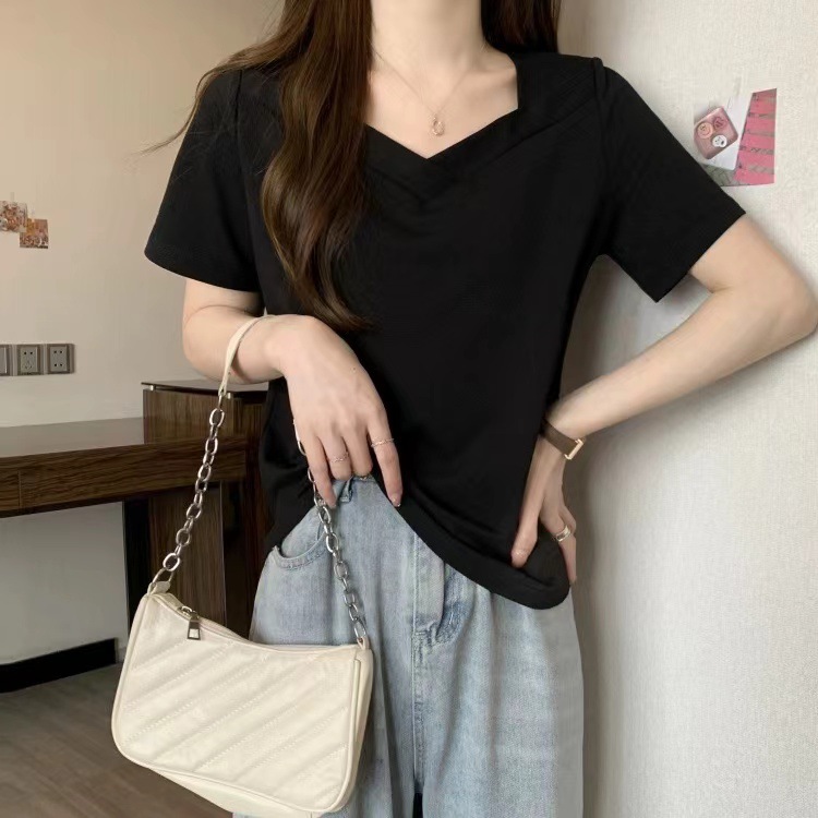 V领短袖t恤女2024夏季新款宽松显瘦纯色学生辣妹露锁骨上衣设计感详情6