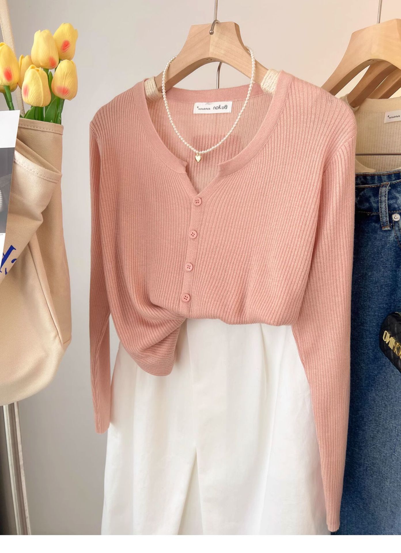 A short woolen cream-colored knitted coat for women, a long-sleeved cardigan for spring and autumn, and a chanel-style innerwear with a base layer pic 27