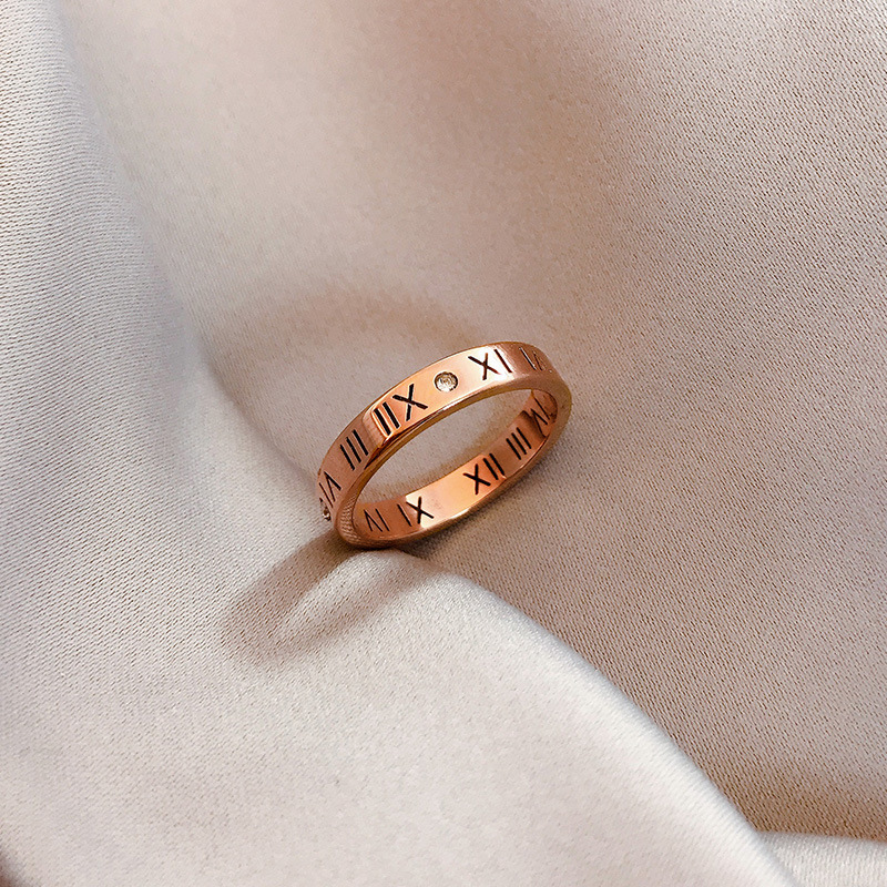 Live-streaming best-selling fashionable Roman rings, rose gold couple hollow rings, titanium steel non-fading hollow rings pic 2
