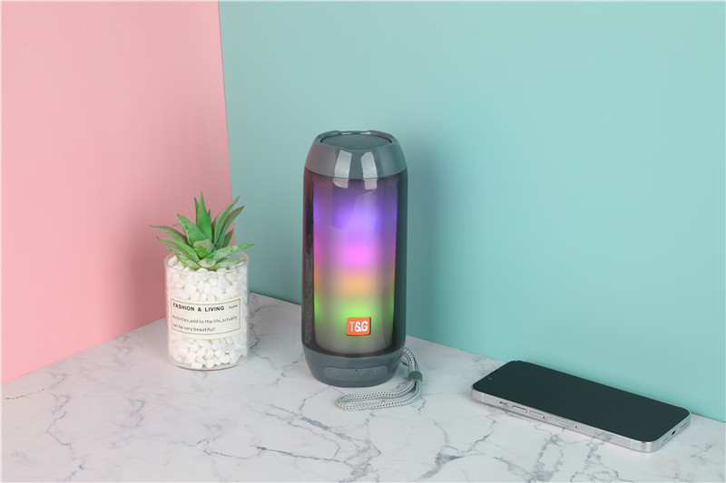 跨境新款TG643藍(lán)牙音箱便攜手提插卡藍(lán)牙小音響fm收音音響led音箱詳情18