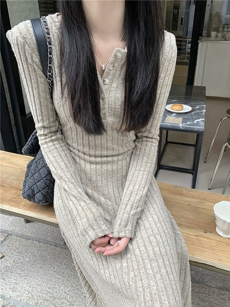 Retro, simple and versatile knitted long-sleeved dress for women, spring waist-cinching and slimming A-line dress, new autumn and winter base long dress pic 13