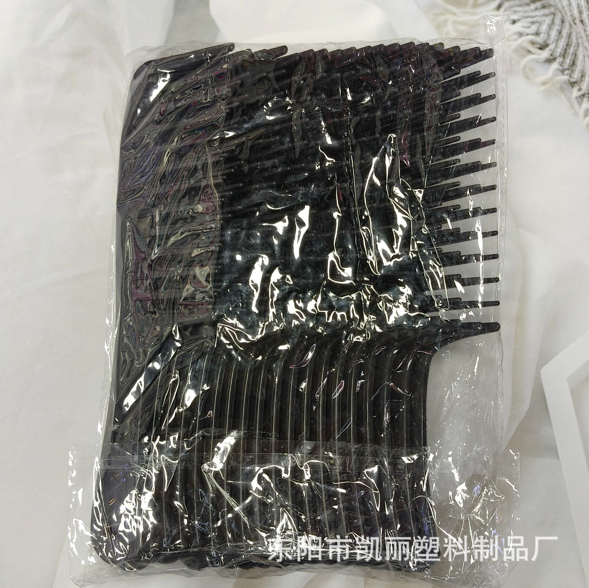 批发非洲中东顺发蓬松造型梳女士专用基础梳子大刀梳宽齿塑料梳子详情11