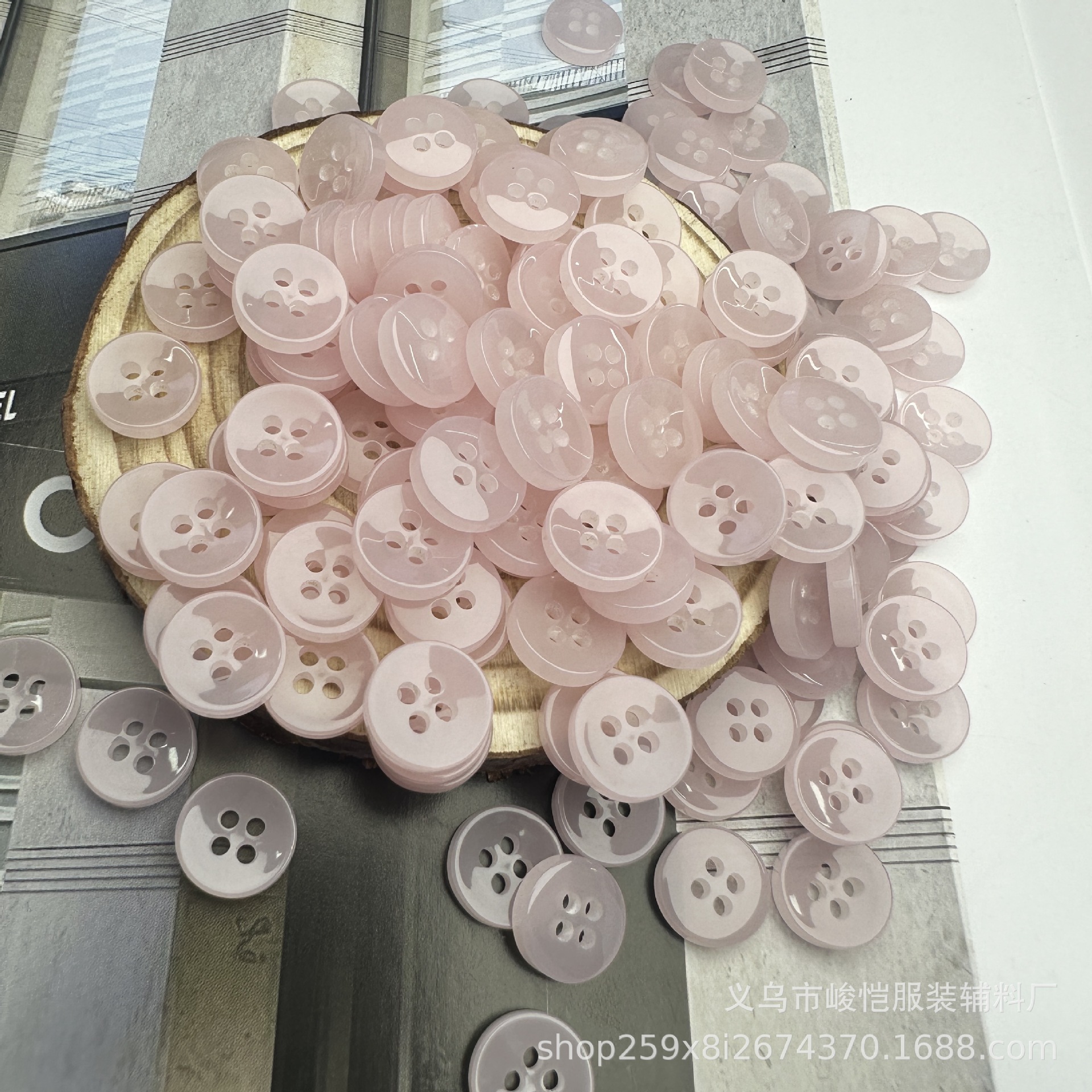A set of 20 colored buttons, metal four-piece buttons, disc buttons, cufflinks and buttons pic 17