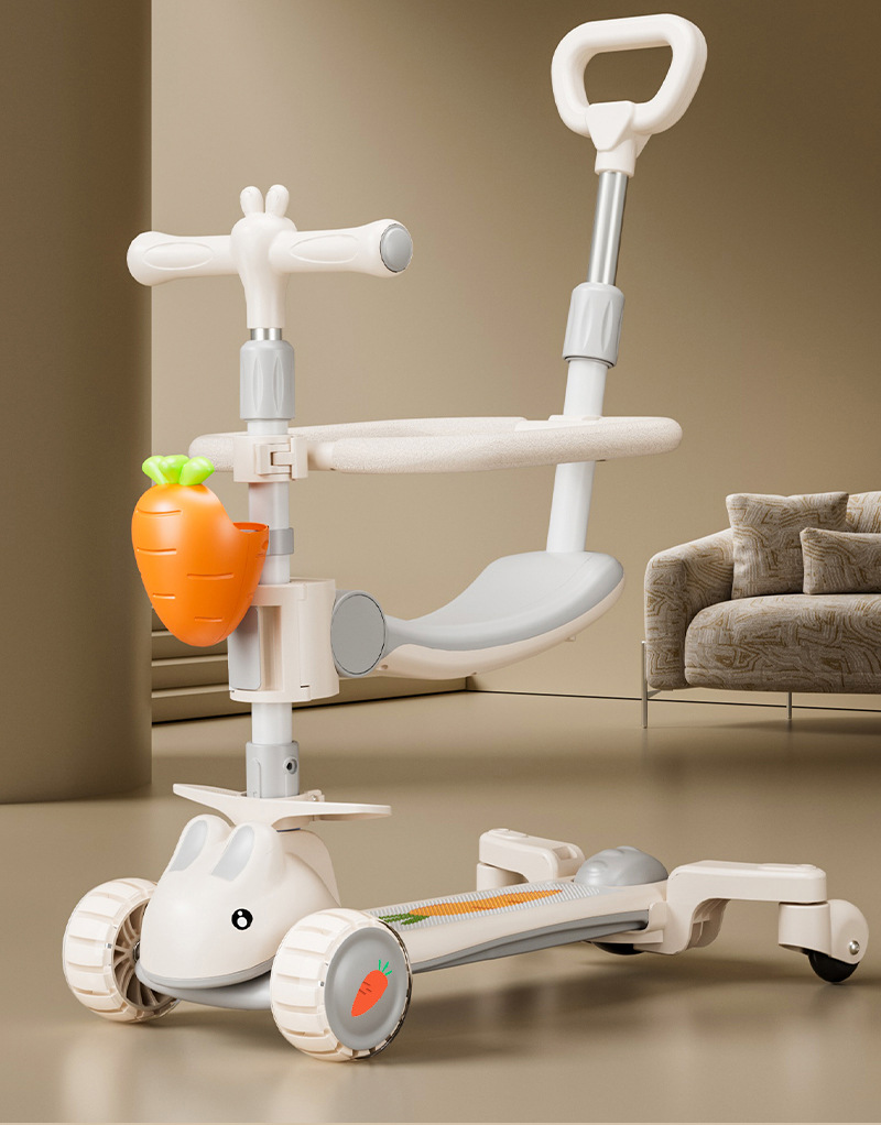 多功能儿童滑板车可坐可滑行一键折叠踏板车带音乐灯光玩具滑行车详情2