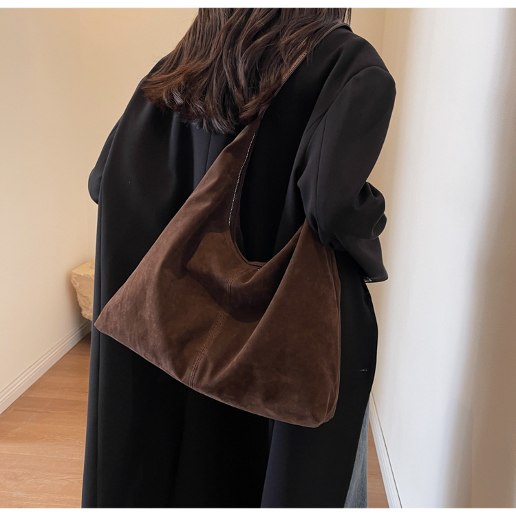 Retro matte tote bag, autumn and winter bag, commuter underarm bag, large-capacity single-shoulder tote bag, simple single-shoulder bag for women pic 37