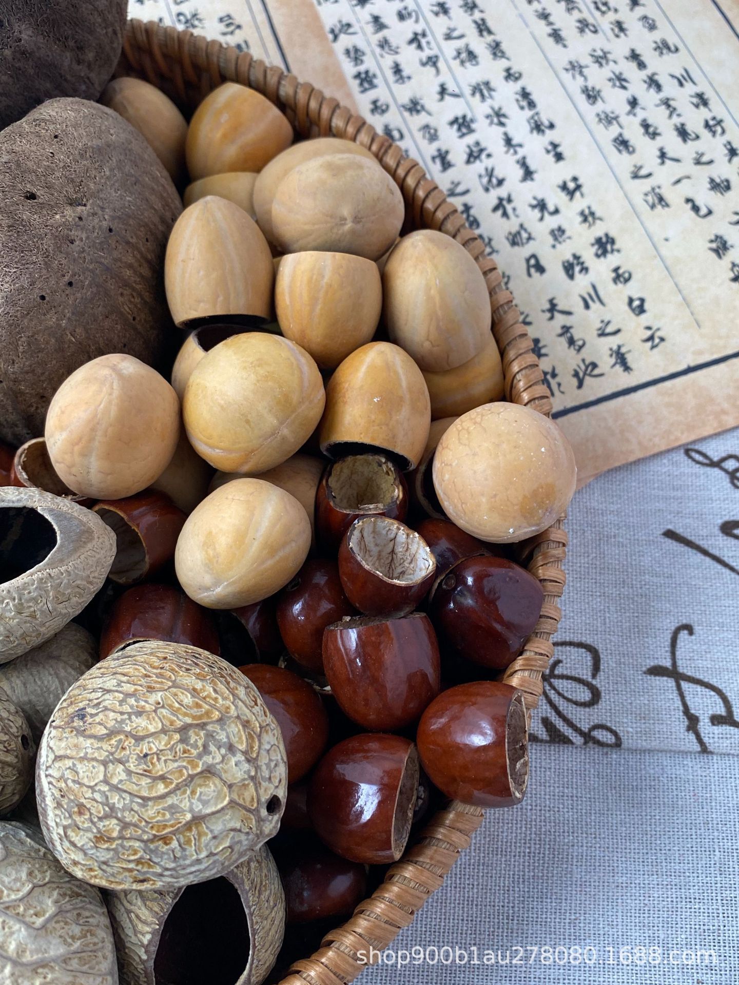 爆款天然疗愈系果壳铃挂件挂串果壳手摇解压音疗包挂风铃个性挂饰详情22