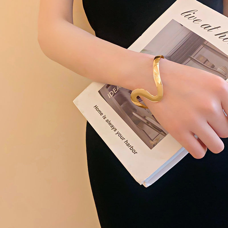 Cross-border European and American open armband bracelet, high-end, niche, versatile bracelet, exaggerated, individual and fashionable jewelry for women wholesale pic 45