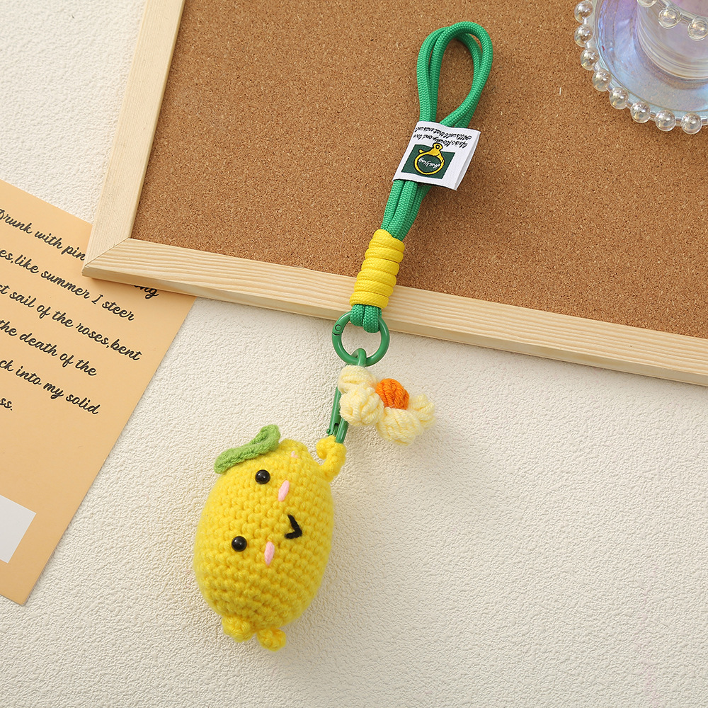 创意可爱水果蔬菜挂饰少女包包钥匙扣钩针挂件手工diy毛线配饰详情13