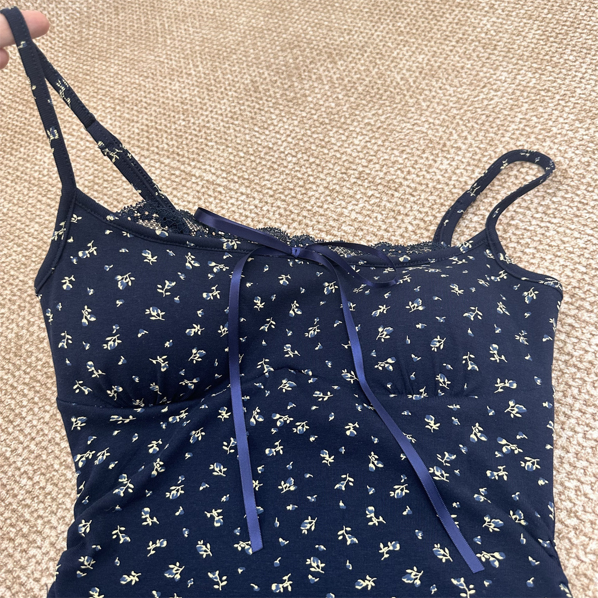 北海花园碎花吊带连衣裙女夏吊带裙百搭辣妹设计感法式小个子裙子详情18