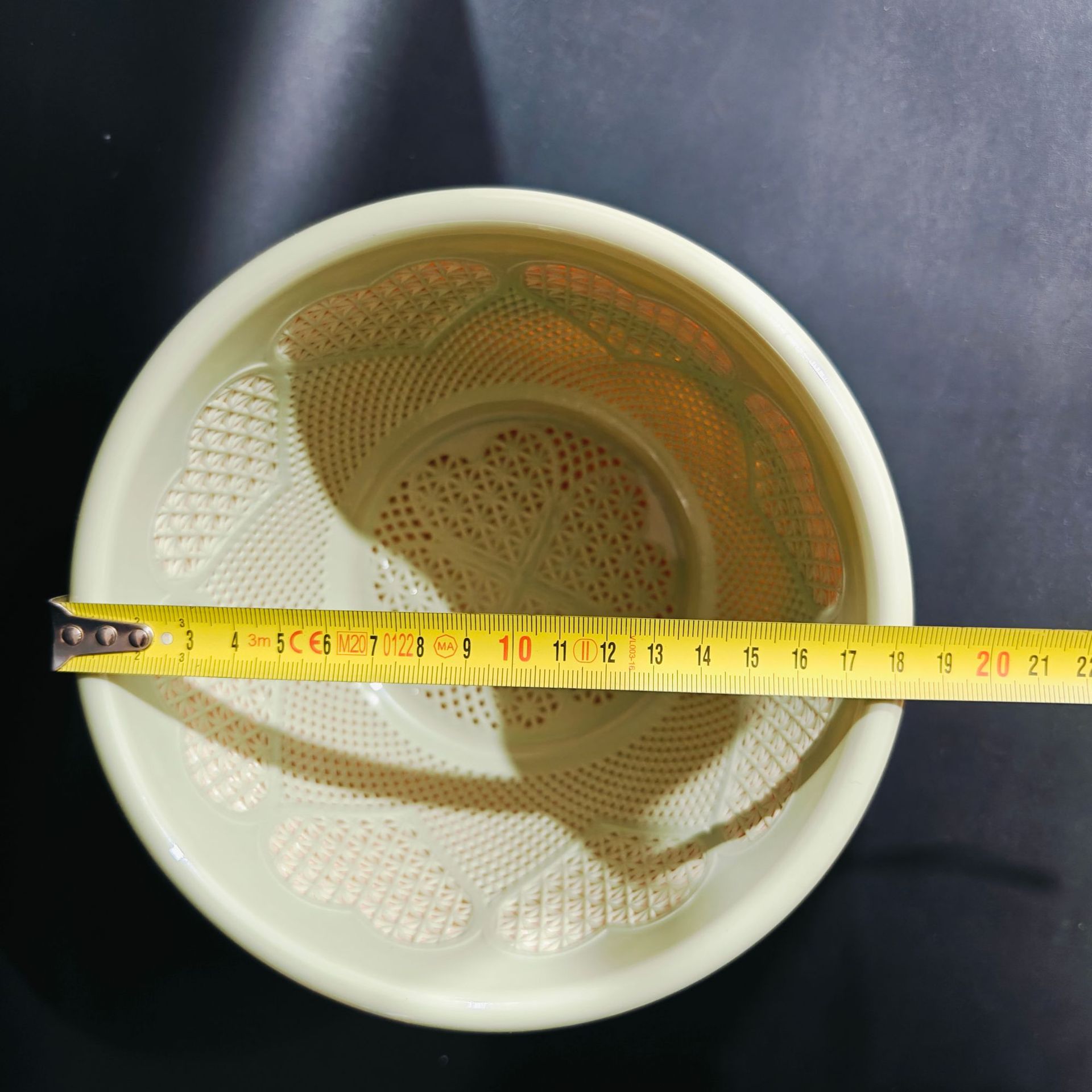 【 Zone 2-2 】 Deep Heart Lily, 200 yuan per piece. Deep heart lily, round thin basket, draining basket, kitchen plastic thickened vegetable washing basket, 2 yuan wholesale supply pic 1