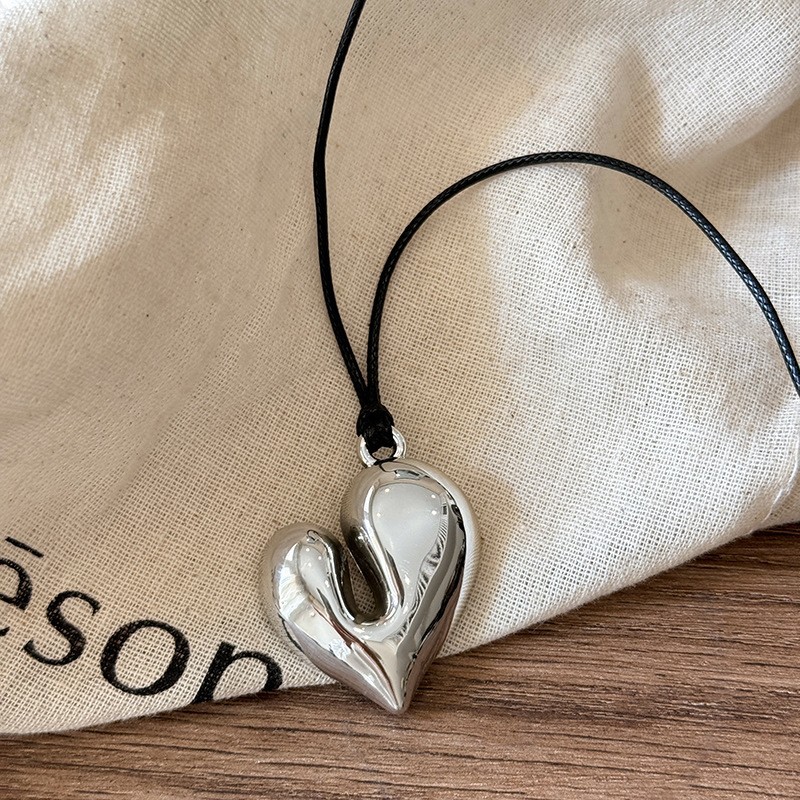 Maillard retro necklace for women, a new and niche Korean-style sweater chain, a fashionable autumn and winter versatile and high-end necklace for wholesale pic 37
