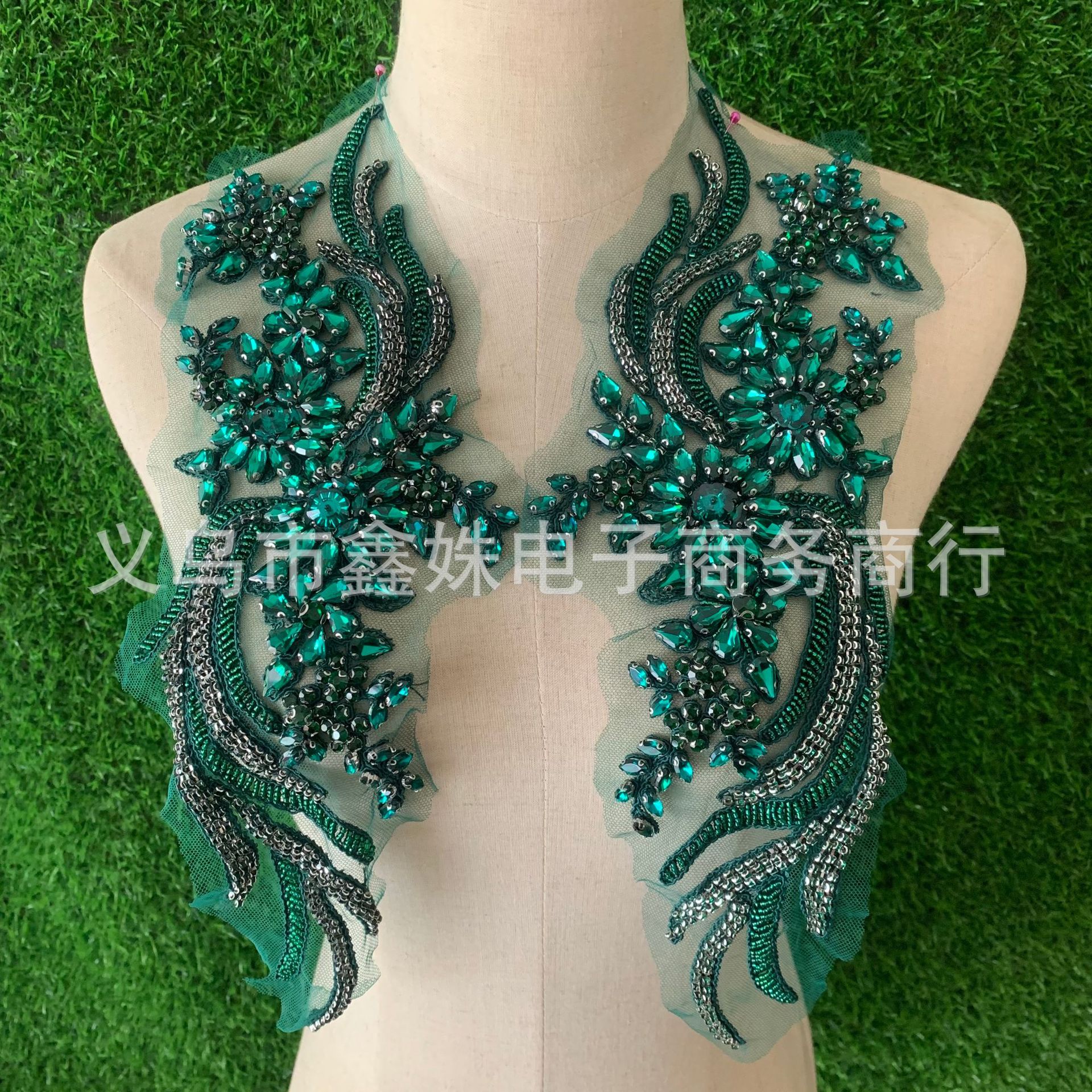 Wholesale beaded crystal dresses, corsets, water diamonds, phoenix tail decals pic 4
