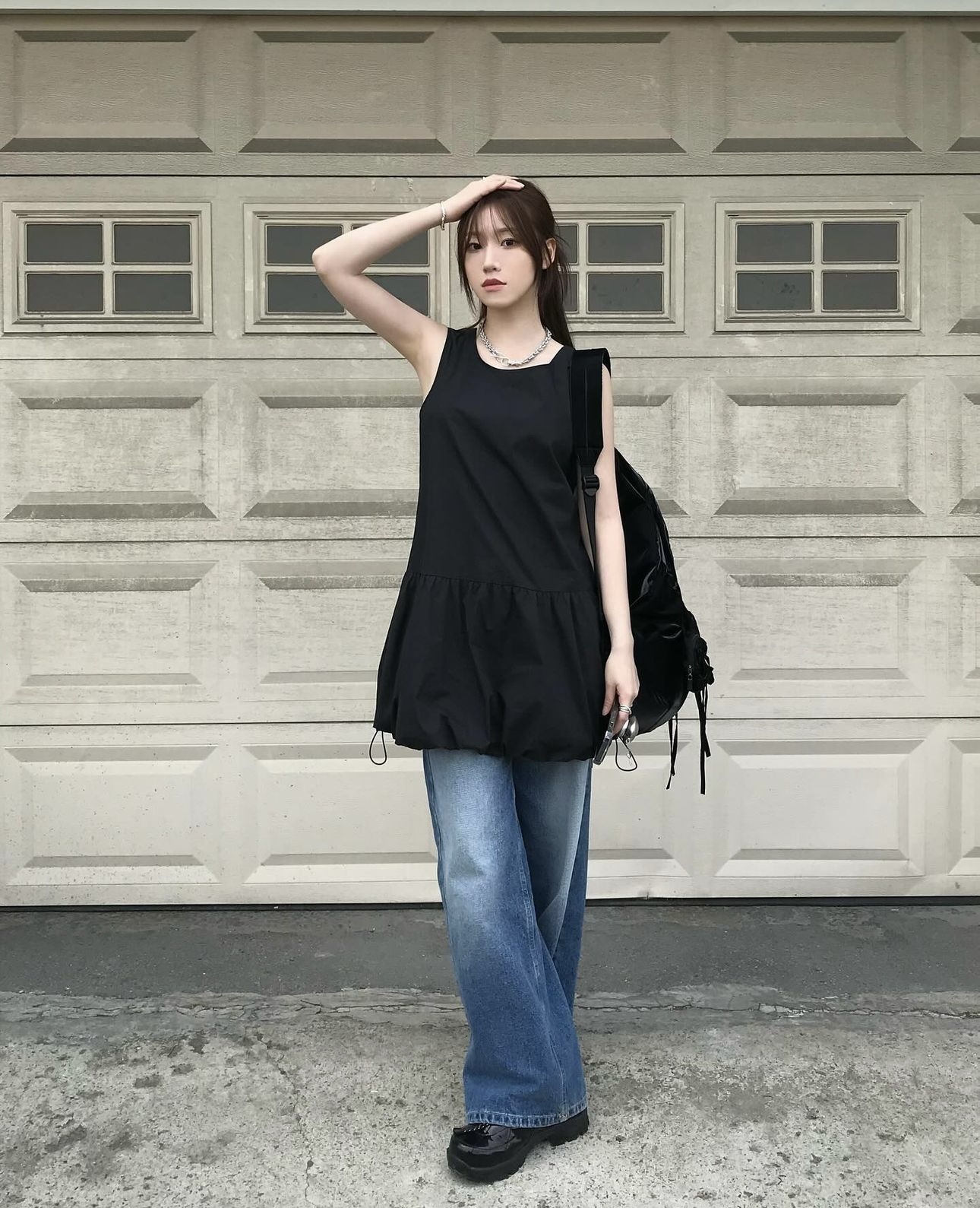 amome*to jennie同款连衣裙纯色蓬蓬花苞小黑裙短裙详情15