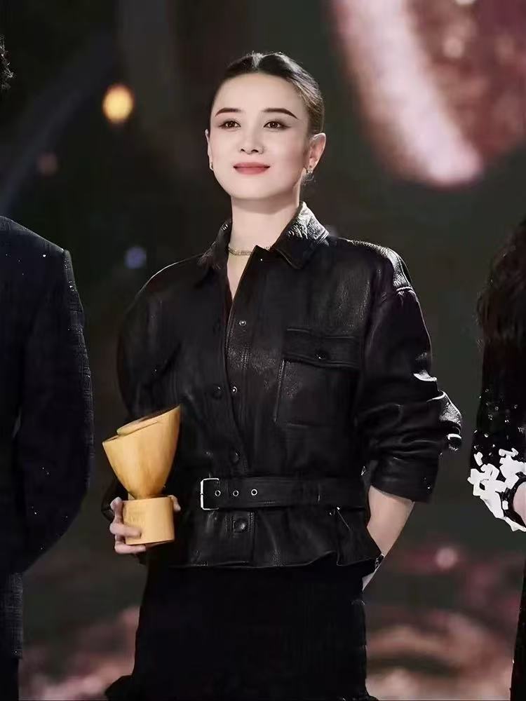 宋佳同款真皮皮衣外套女短款2025春新款时尚小个子收腰绵羊皮夹克详情1