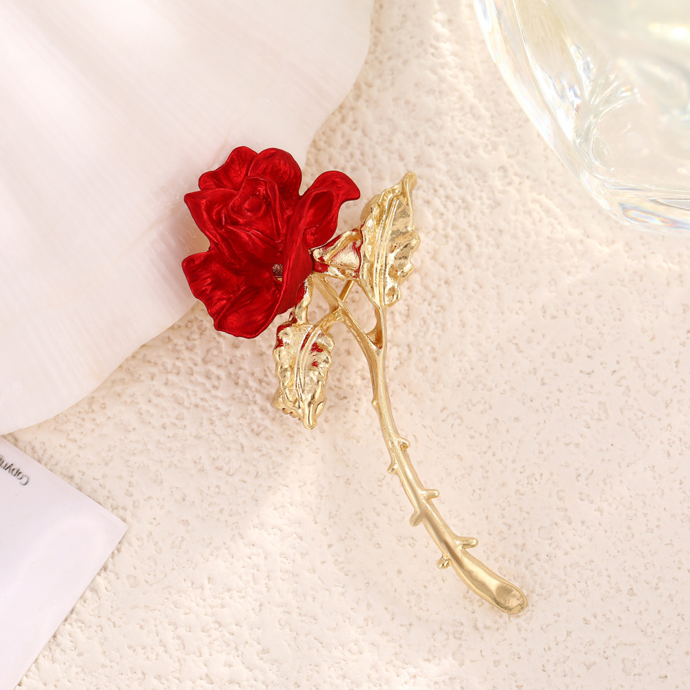 A fresh and delicate peony and zircon flower brooch, a retro pearl fashion pin, a leak-proof clothing accessory, a brooch for women pic 20