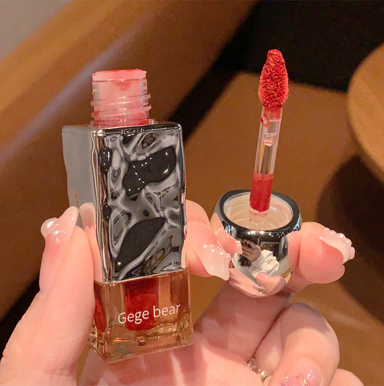 Gege bear Goge Little Bear Soft Nude Mist Velvet Lip gloss matte finish waterproof and not easy to stick to the rim red pic 16