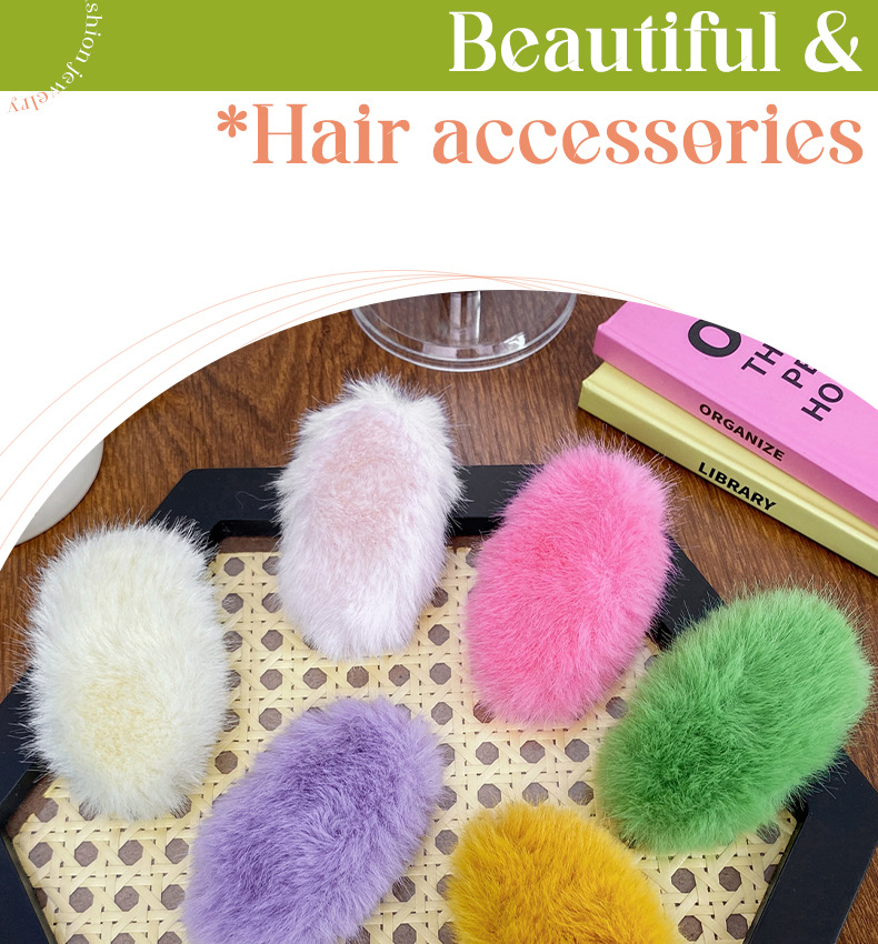 The new autumn and winter trendy plush Mang dog BB hair clip, with a sweet and elegant side bangs clip and a furry hair clip accessory for women pic 3