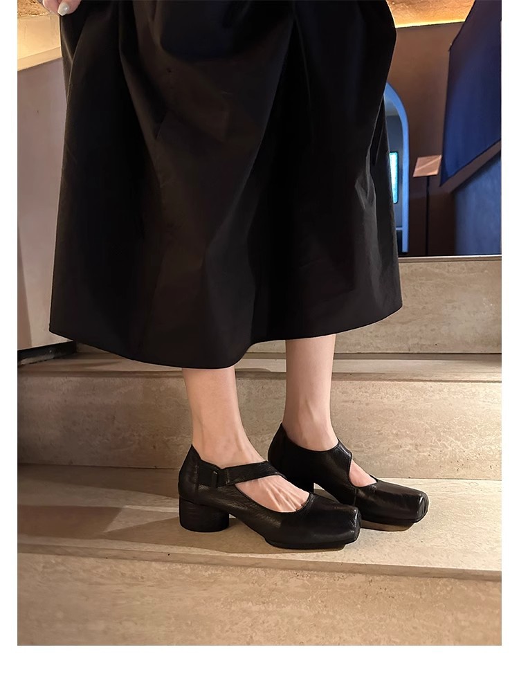 葡萄妈同款鞋复古做旧风质感马皮暗黑风方头粗跟单鞋女夏季详情27