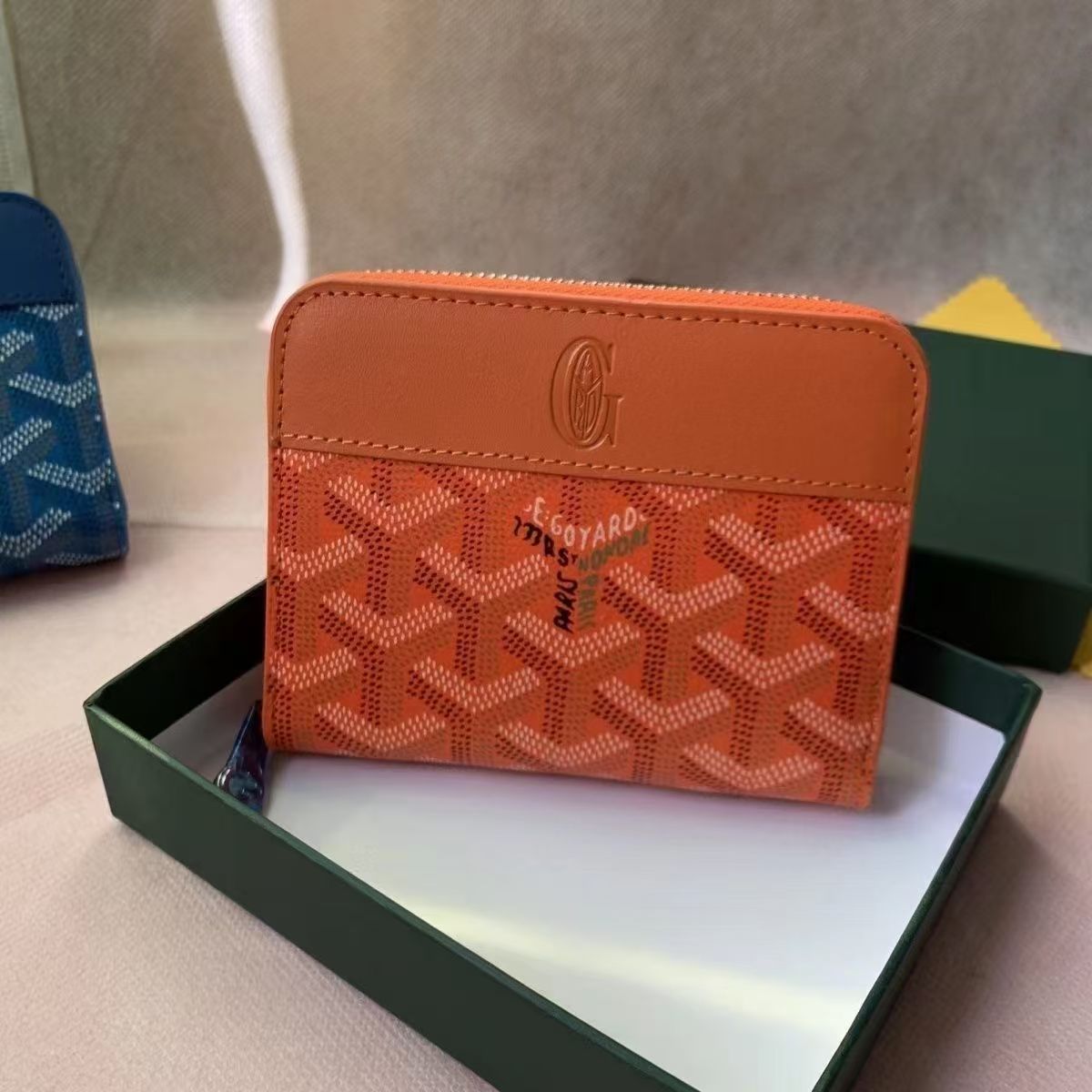 The new Goya Dogtooth zipper short wallet Y-letter coin purse with multi-functional card holder storage pic 9