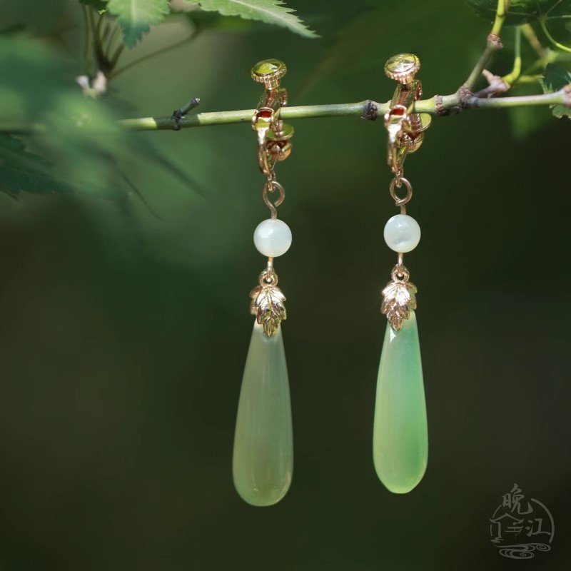 Hot-selling Qiancong New Chinese-style niche design ancient-style Hanfu, high-end ear clips, earrings and earrings, Chinese-style cheongsam for women pic 5