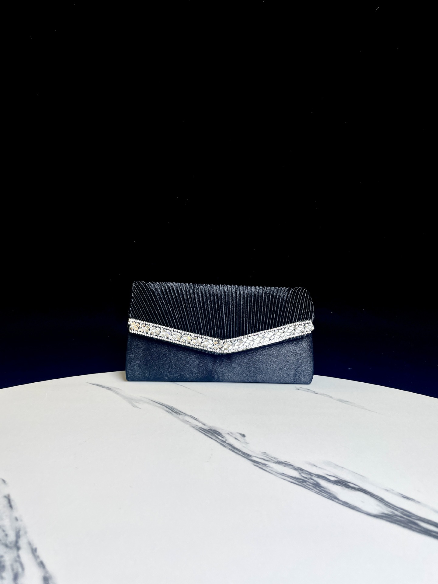 新款跨境外贸水钻手拿包晚宴包名媛手包镶钻宴会包派对女包单肩包详情7