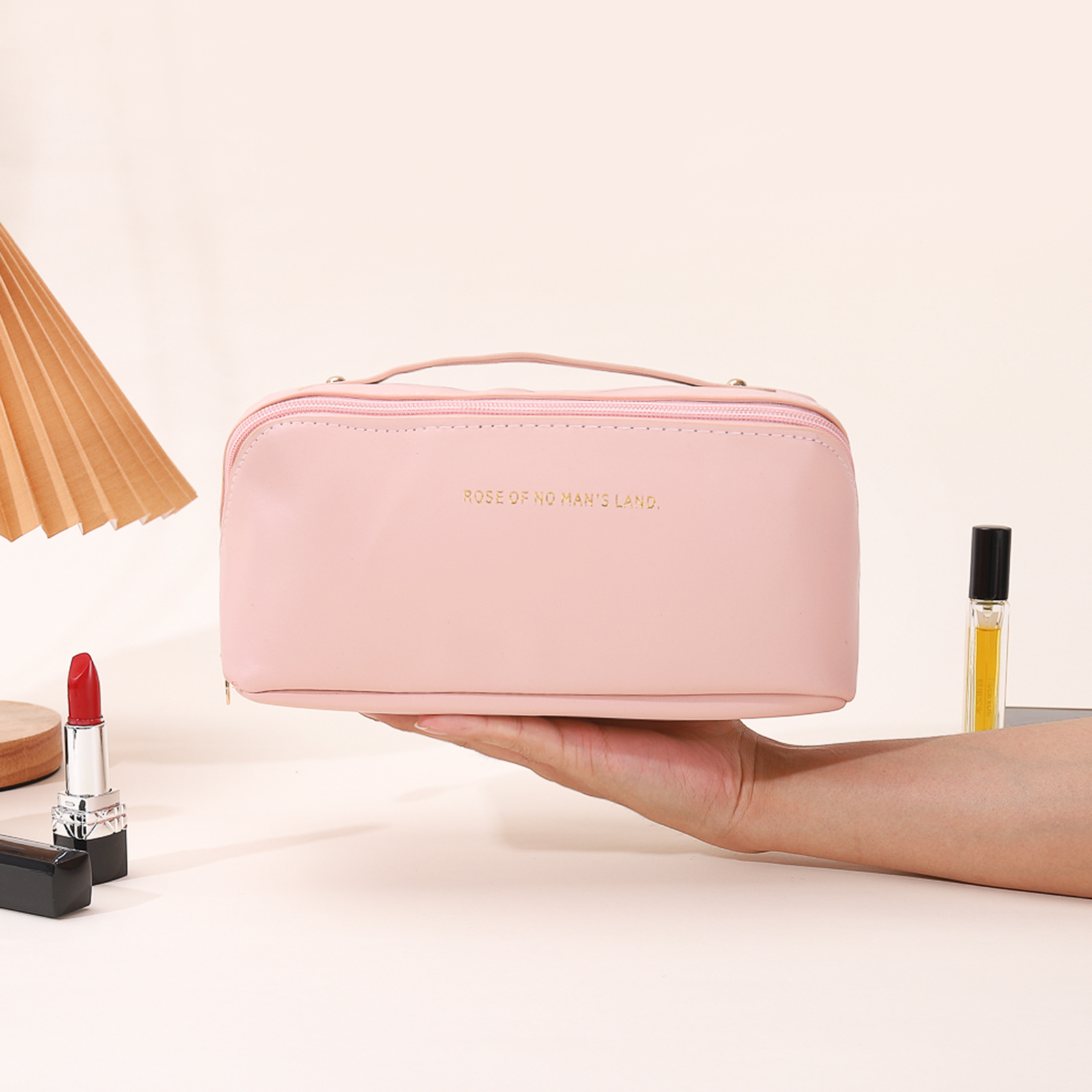 pu时尚便捷化妆包旅行收纳包大容量洗漱包手提高颜值枕头化妆包详情13