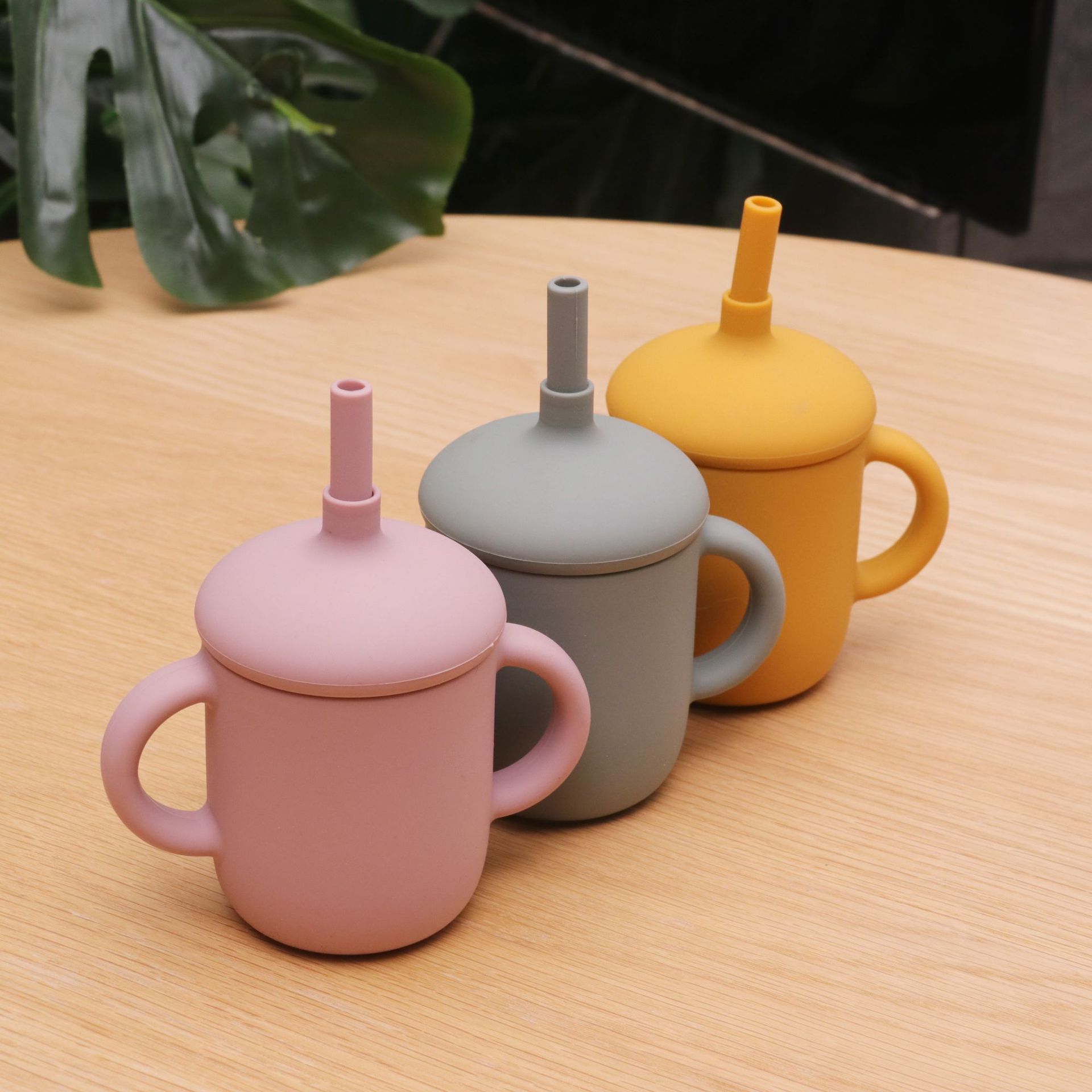 食品级儿童硅胶吸管水杯婴儿防摔双耳硅胶水杯宝宝硅胶学饮杯详情4