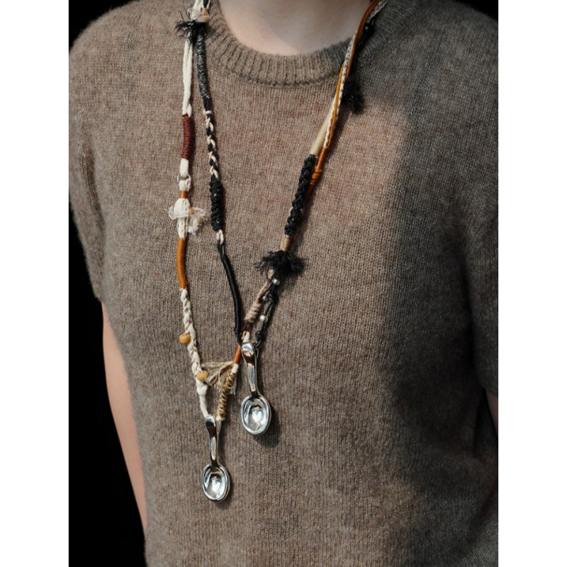 王鹤棣同款 编绳勺子项链2024新款小众设计个性独特设计感毛衣链详情6