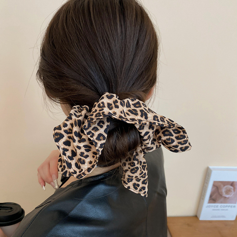 秋冬复古豹纹褶皱花朵大肠发圈美拉德风发绳欧美时尚高级感发饰女详情7