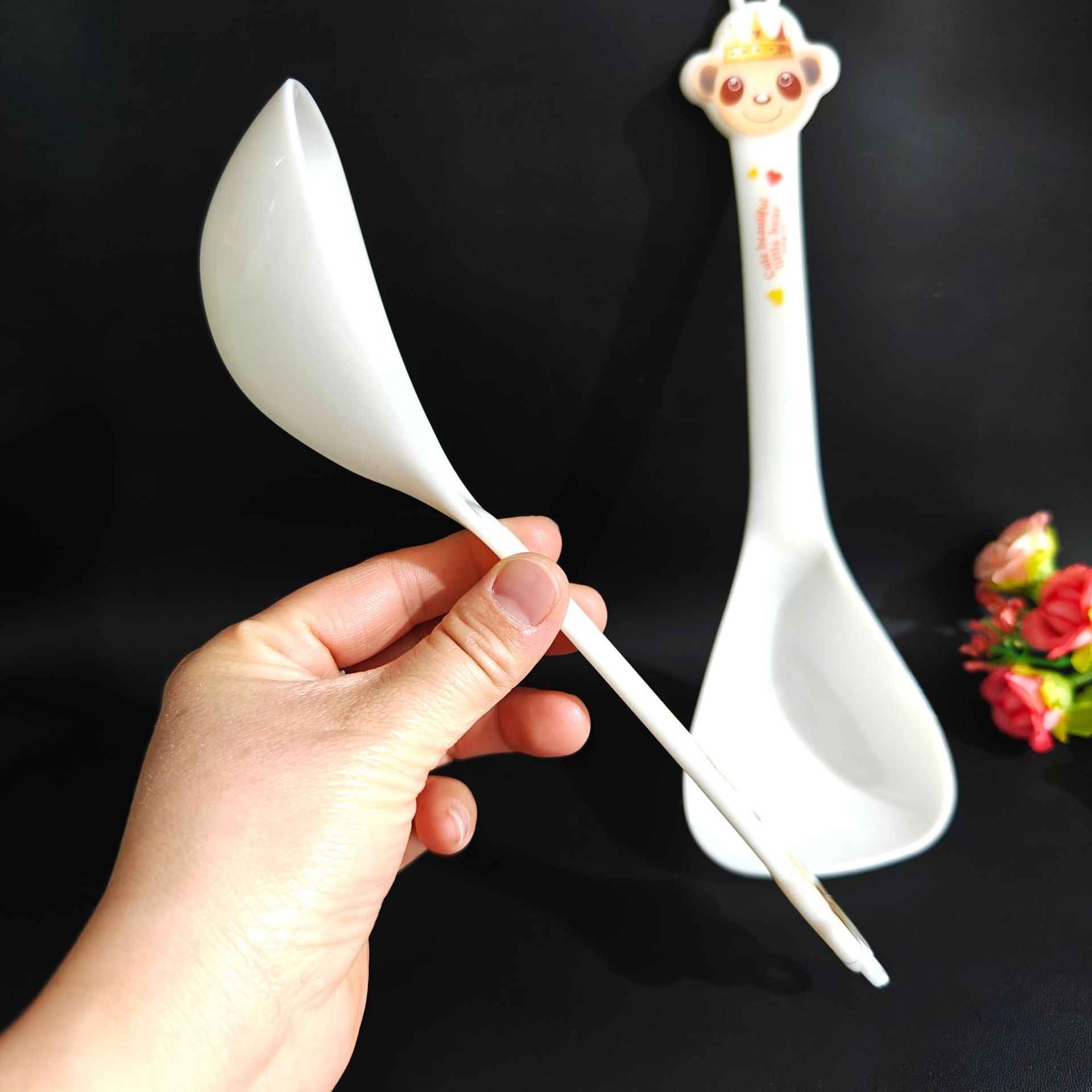 【 Zone 3-9 】0620 soup spoon 2/ pack 144/ box 576/ case 0620 soup spoon Cartoon Bear pattern soup spoon, household cute milk soup spoon, hanging soup spoon 2 yuan wholesale pic 7