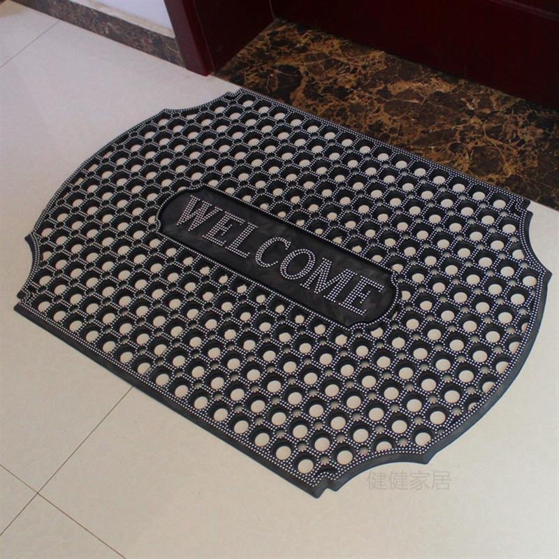 The entrance door is covered with ground MATS, the bathroom and balcony are anti-slip, the bedroom is covered with PVC English hole black floor MATS, and it is used for home bathing pic 1