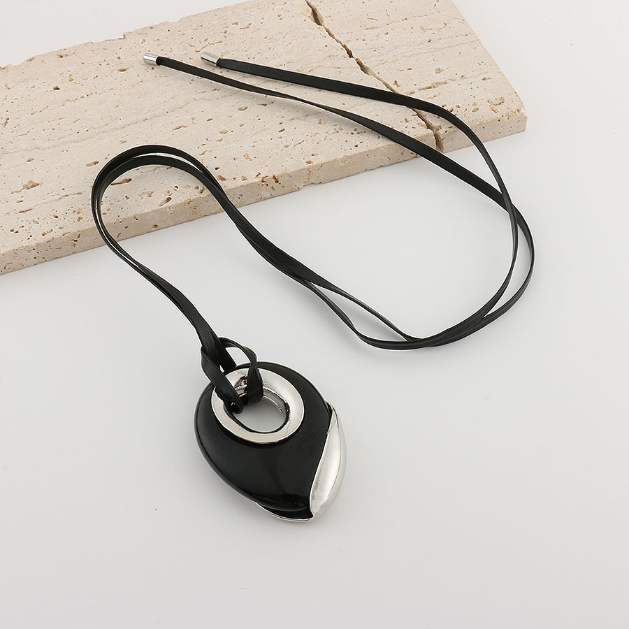 韩国博主同款不规则几何爱心吊坠项链抽拉可调节毛衣链小众时尚详情3