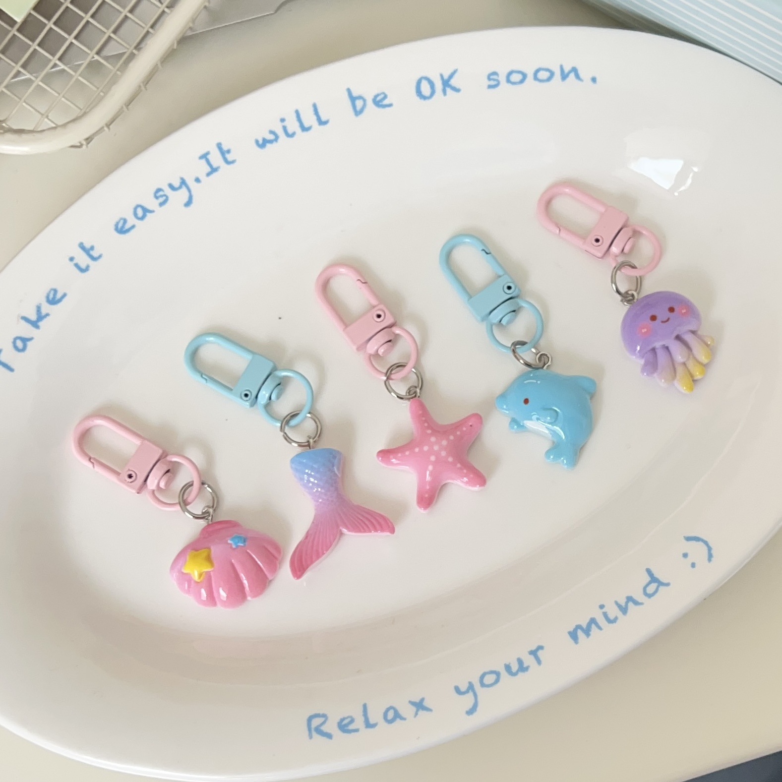 Pink and tender Marine animal keychains, cute cartoon dolphin shell pendants, ins soft and adorable starfish and jellyfish accessories pic 5