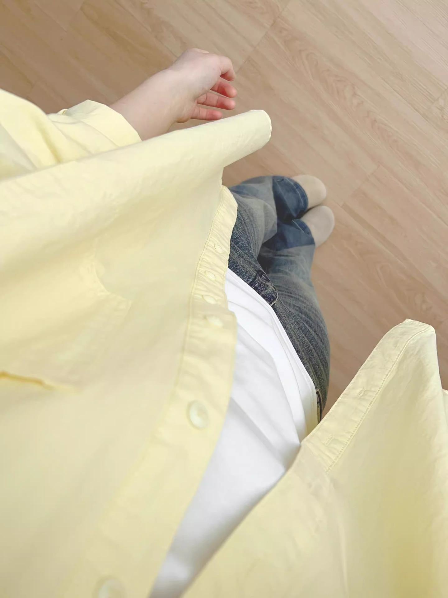The 2025 new dopamine cream-colored pure cotton shirt is suitable for women to wear as a loose shirt coat in summer for sun protection pic 7