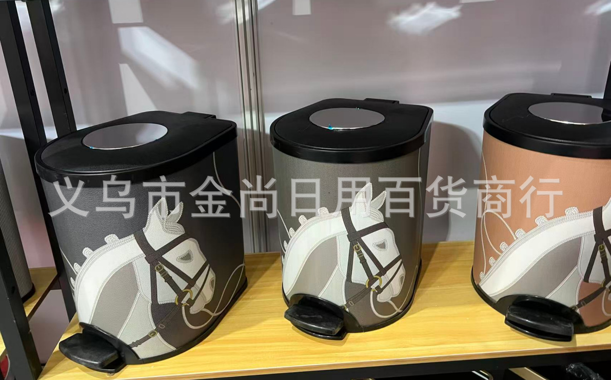 复古风家用脚踏垃圾桶2025新款厨房卫生间客厅卧室商用脚踏式纸篓详情4