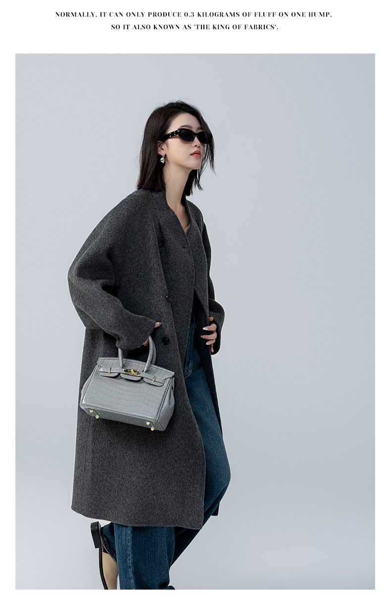 The new stand-up collar double-sided cashmere coat for women in the spring and autumn of 2025 is a long cocoon-shaped alpaca wool woolen coat. It is a popular woolen coat pic 6