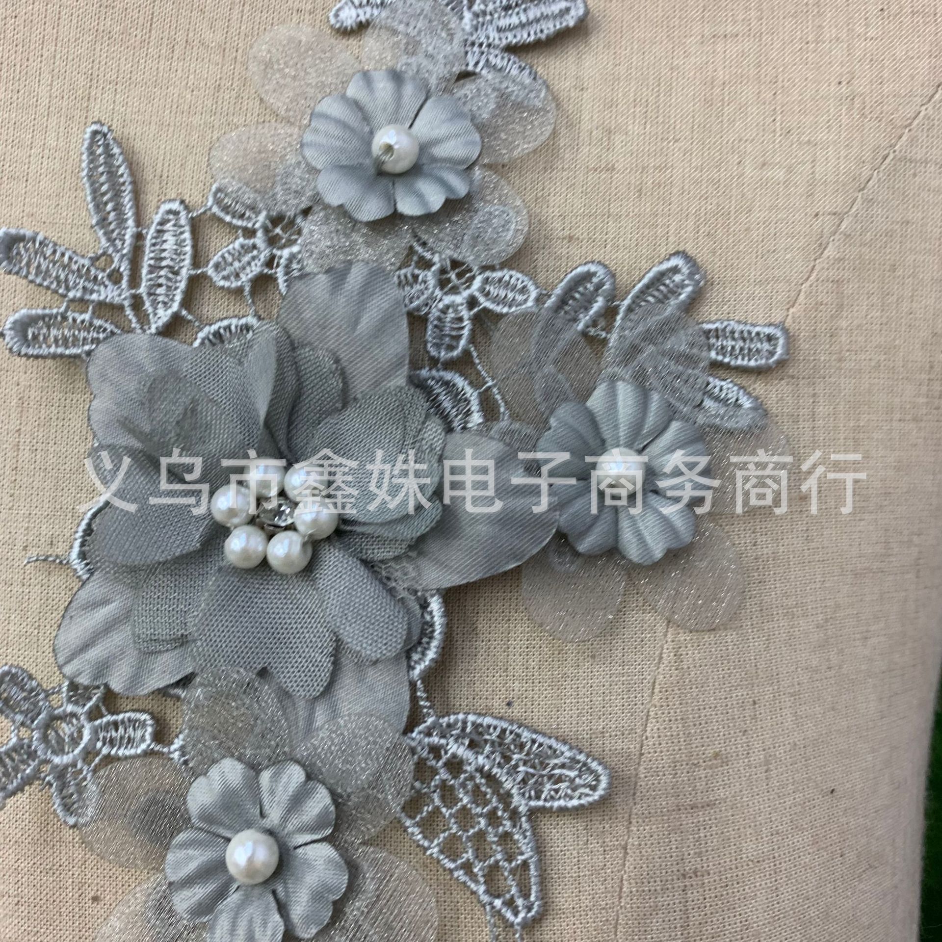 Export supply of lace flower patches in stock, lace pairs, embroidery, lace accessories, window decorations, diy performance costumes pic 8
