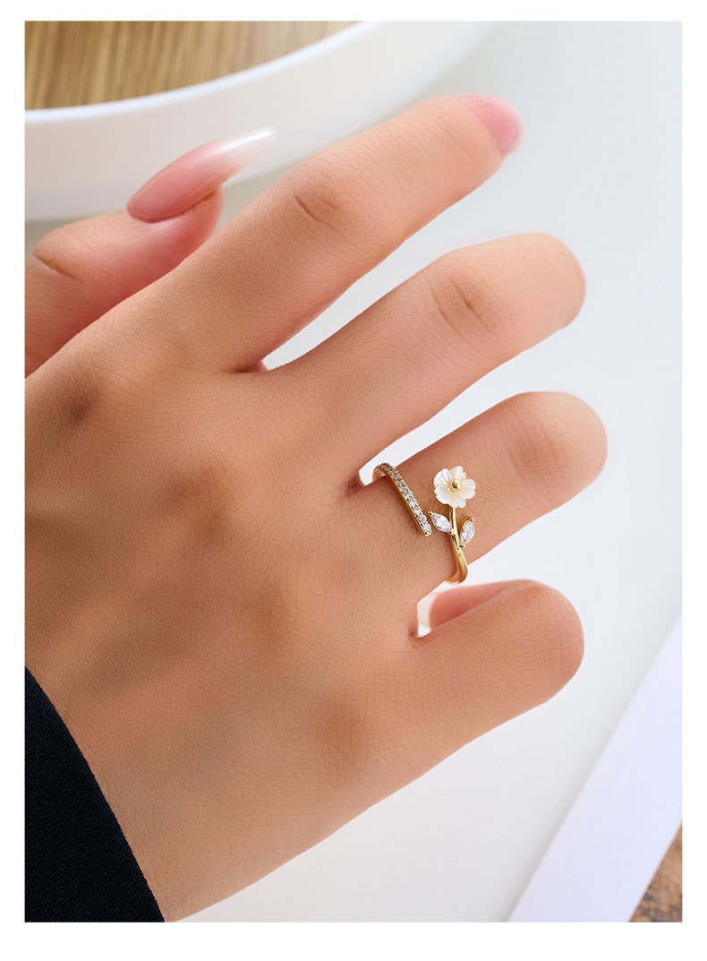 Fresh and elegant mother-of-pearl flower open ring, copper alloy slightly inlaid zircon adjustable index finger ring, exquisite ring pic 8