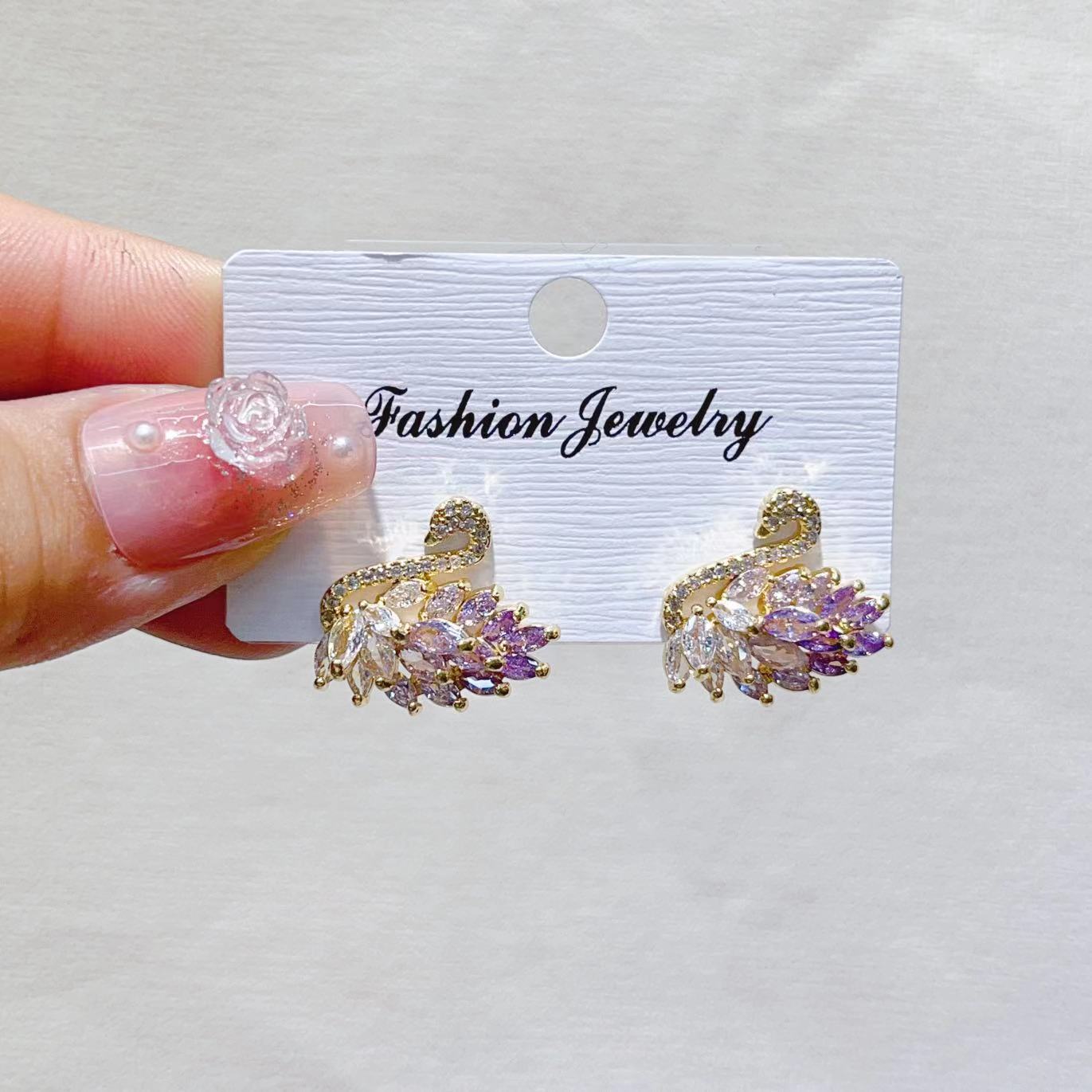The new trendy copper zircon light luxury micro-set earrings are fresh and elegant. The zircon is versatile and the cute animal stud earrings are adorable pic 7