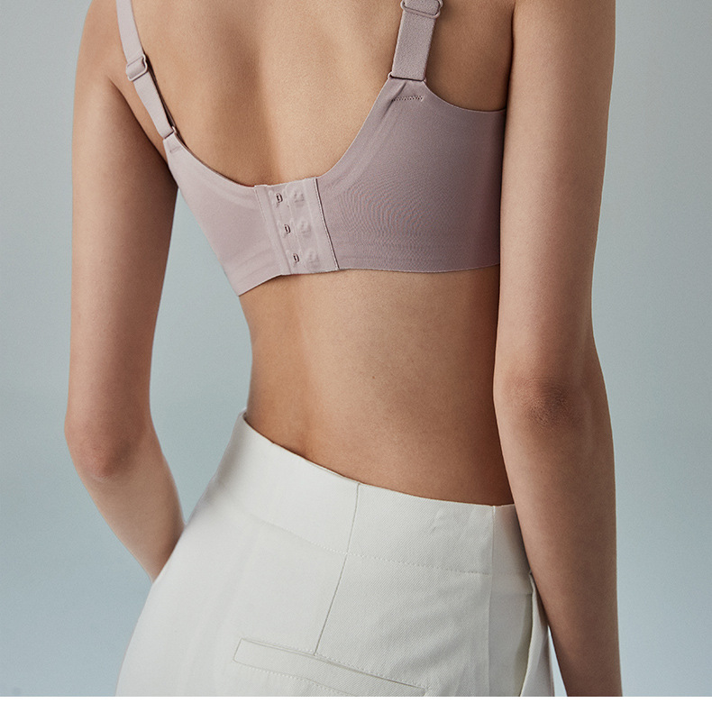 Soft-supported bras for women make large breasts look smaller. They gather and support to prevent sagging, are breathable, and have no steel rings or marks. Summer wholesale pic 25