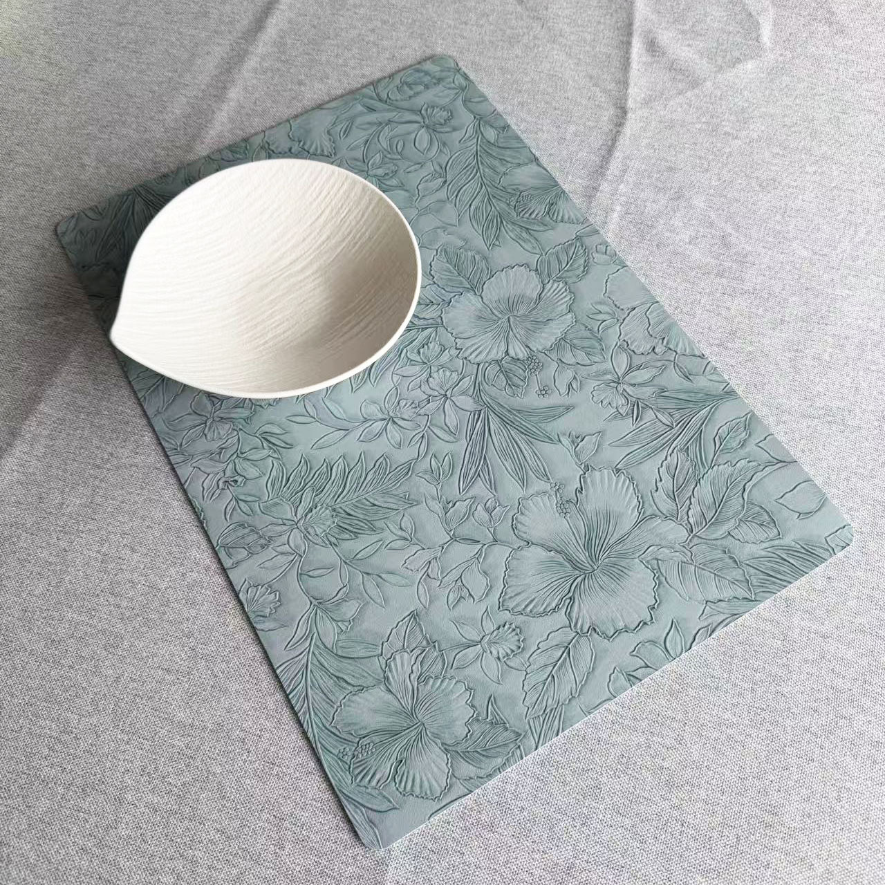 现货跨境北欧风皮革西餐垫双面方形酒店家居隔热桌垫创意防滑碗垫详情11