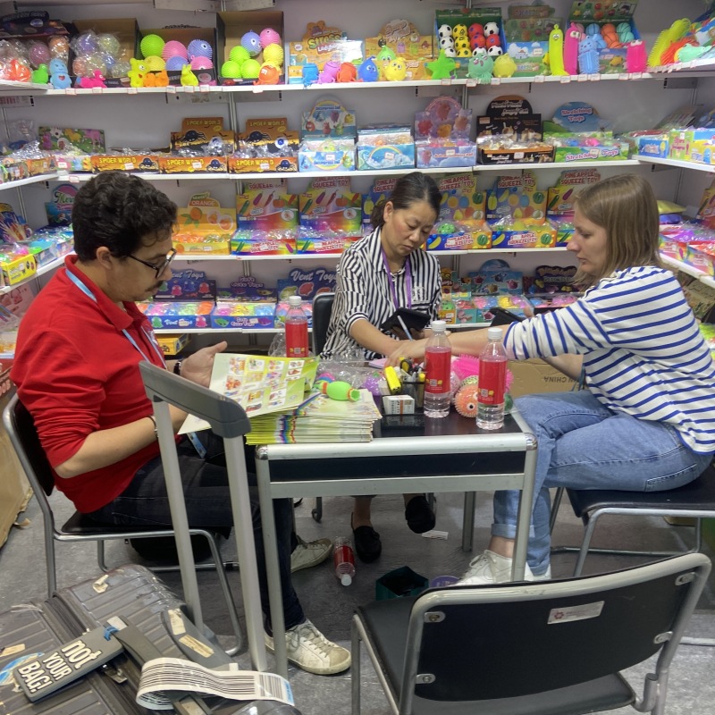 Cross-border best-selling color-changing watermelon Kneading Fun tpr stress-relieving slow rebound flour-filled simulation fruit manufacturer wholesale pic 16