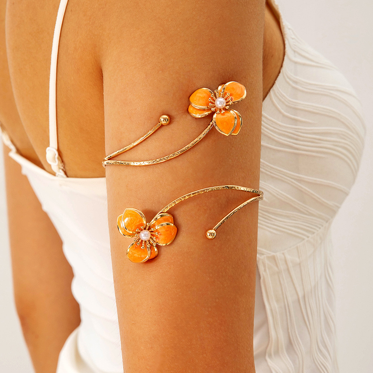 亚马逊跨境个性冷淡风海星手臂镯线条计感蝴蝶环形开口臂镯女详情146