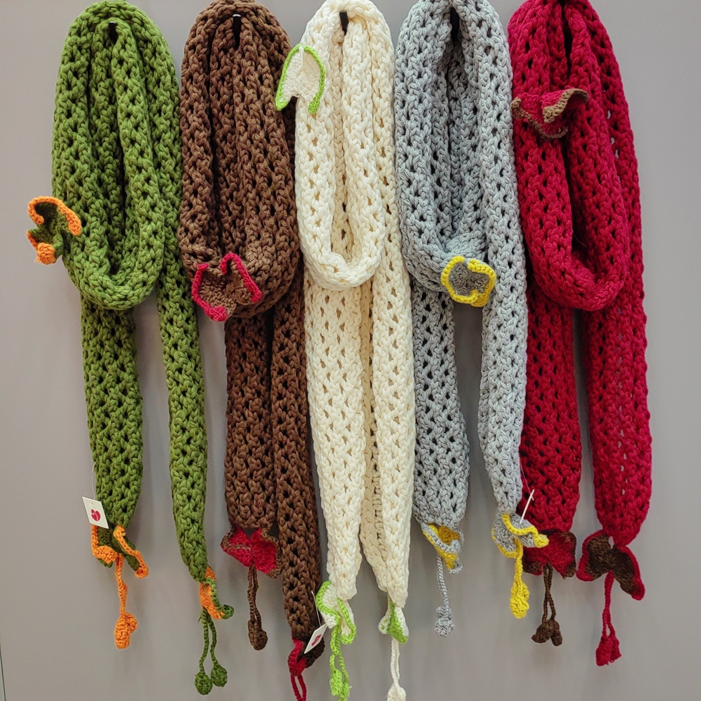 花恋~米白色蝴蝶花针织飘带长条镂空围巾辣妹秋冬新款时尚围脖详情1