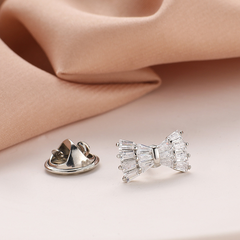 Anti-exposure small brooch for women, high-end and elegant copper zircon inlaid collar pin brooch decoration, clothing accessories wholesale pic 9