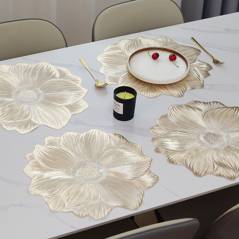 Wholesale and direct sales of popular creative lotus pvc heat-insulating Western placemats, anti-slip, waterproof and oil-resistant placemats pic 1