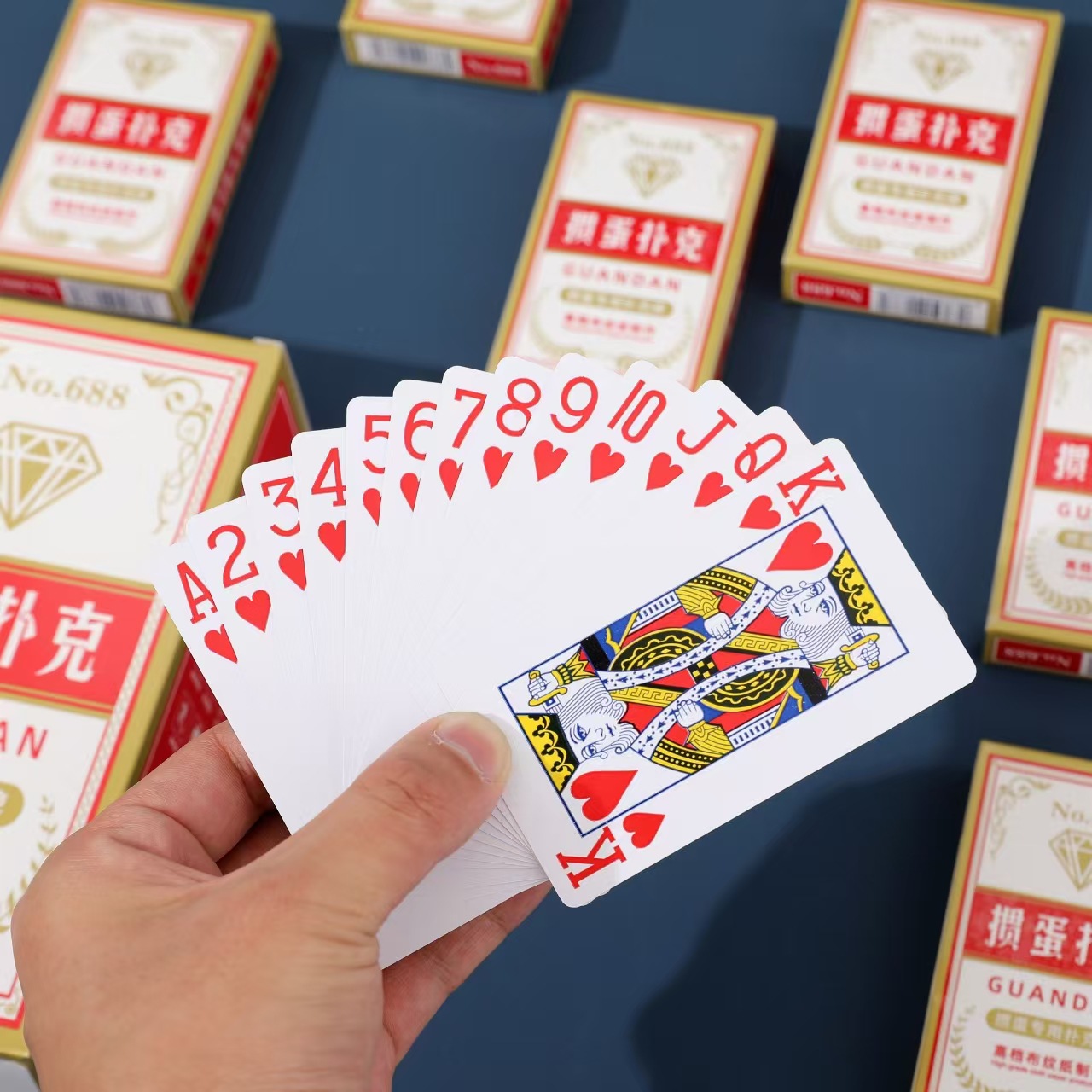掼蛋专用扑克牌批发整箱高档惯蛋扑克3A高质量大字德州扑克牌详情24