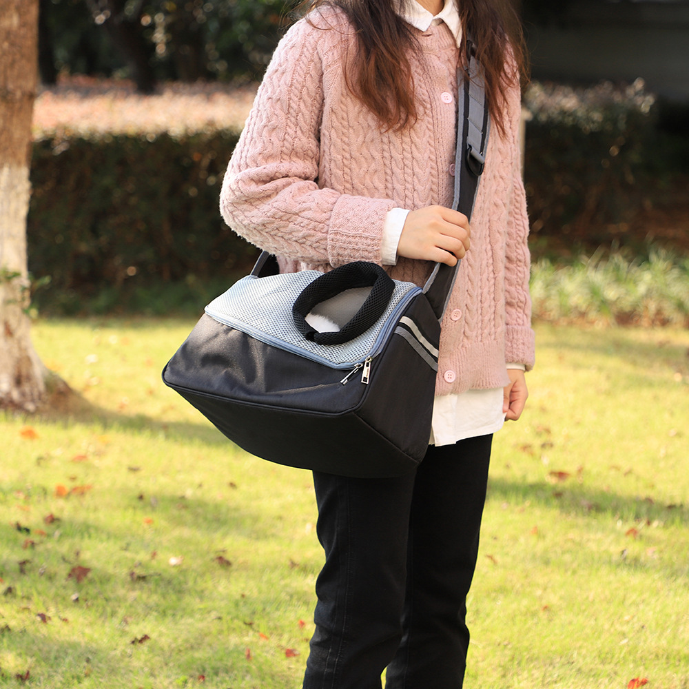 Rongka Pet Cross-border Dog and Cat single-shoulder crossbody pet bag Breathable mesh fabric Portable cat bag for travel pic 6