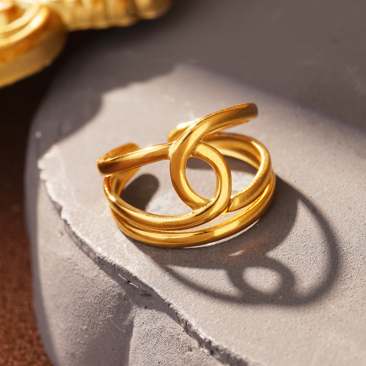 Wholesale of fashionable and versatile titanium steel, stainless steel leaf oval lines, niche and light luxury, adjustable opening rings pic 47